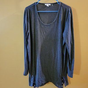 Grey tunic with bottom side snap detail